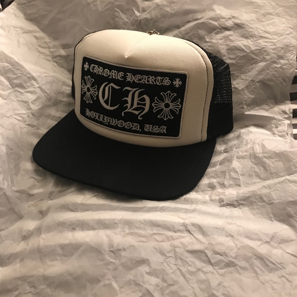 💯Authentic💯 Chrome Hearts Trucker Hat unisex